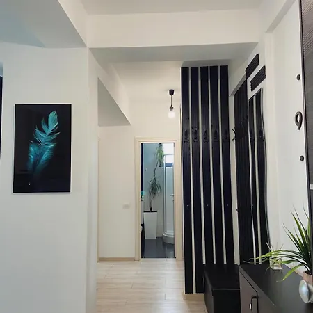 Peacock Mamaia Nord Apartament